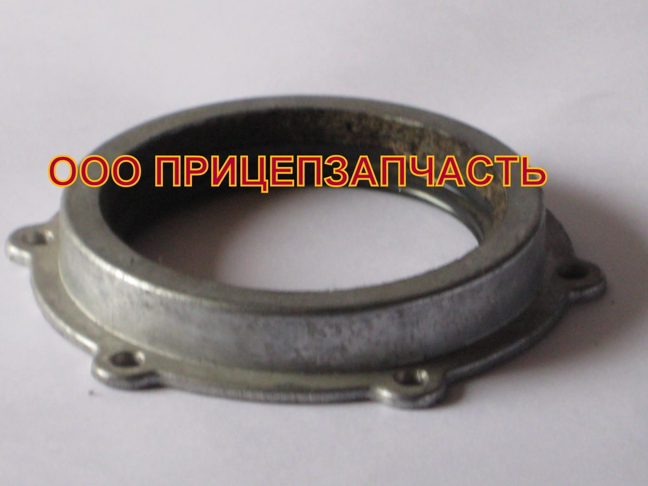 Сальник ступицы с обоймой 9990-3104039-10