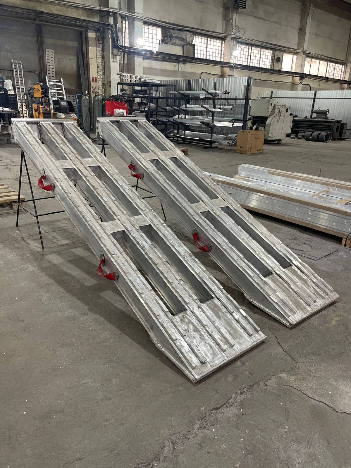 Аппарели / Сходни / Трапы Аппарели / Сходни / Трапы